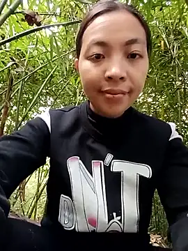 -Miu-98 online show from December 2025 03:17:02 AM