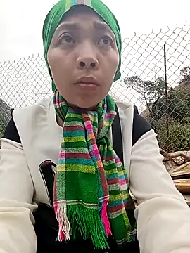 -Miu-98 online show from December 2025 02:38:02 AM