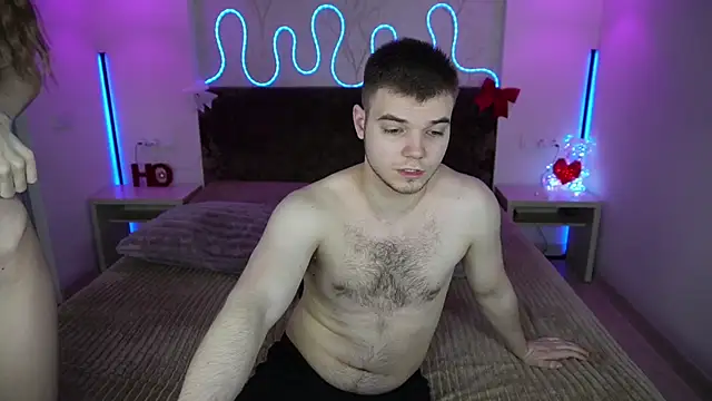 Vikki George online show from December 2025 02:10:02 AM