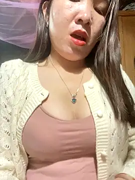 Snapshot of Luna-ass chatting on November 2025 12:21:01 AM Luna-ass online show from November 2025 12:21:01 AM