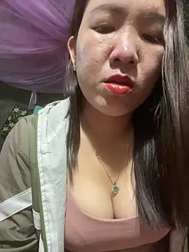 Snapshot of Luna-ass chatting on October 2025 11:59:02 PM Luna-ass online show from October 2025 11:59:02 PM