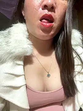 Snapshot of Luna-ass chatting on November 2025 12:50:02 PM Luna-ass online show from November 2025 12:50:02 PM