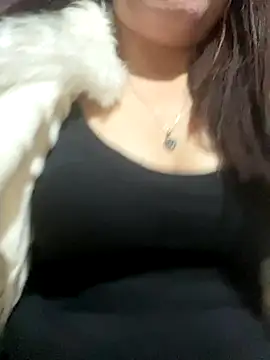 Snapshot of Luna-ass chatting on November 2025 12:44:01 AM Luna-ass online show from November 2025 12:44:01 AM