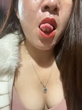 Snapshot of Luna-ass chatting on December 2025 01:28:01 AM Luna-ass online show from December 2025 01:28:01 AM