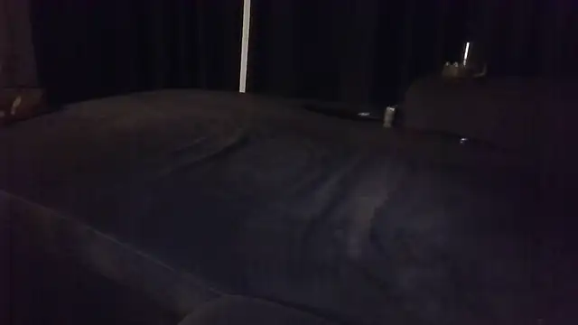 Snapshot of steef070 chatting on October 2025 08:32:02 PM steef070 online show from October 2025 08:32:02 PM