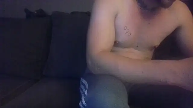 steef070 online show from May 2026 07:39:02 PM