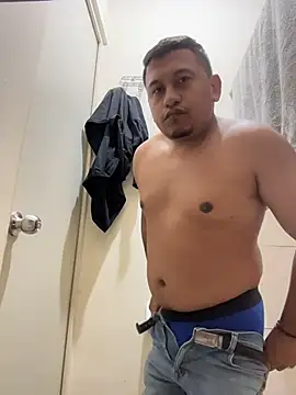 dannybs05 online show from November 2025 04:40:02 AM