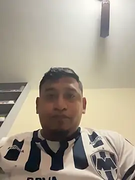 dannybs05 online show from November 2025 05:52:02 AM