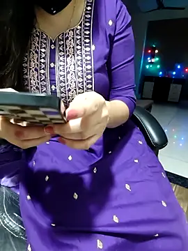 Snapshot of sassy_aly007 chatting on November 2025 05:07:01 PM sassy aly007 online show from November 2025 05:07:01 PM