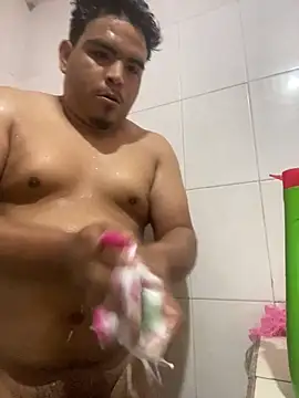 Snapshot of RangingWarranty chatting on November 2025 08:03:02 PM RangingWarranty online show from November 2025 08:03:02 PM