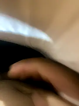 Snapshot of RangingWarranty chatting on November 2025 01:15:02 PM RangingWarranty online show from November 2025 01:15:02 PM