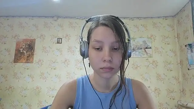 QutieDaSweet online show from October 2025 06:26:02 AM