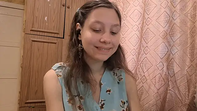 QutieDaSweet online show from November 2025 03:10:02 AM