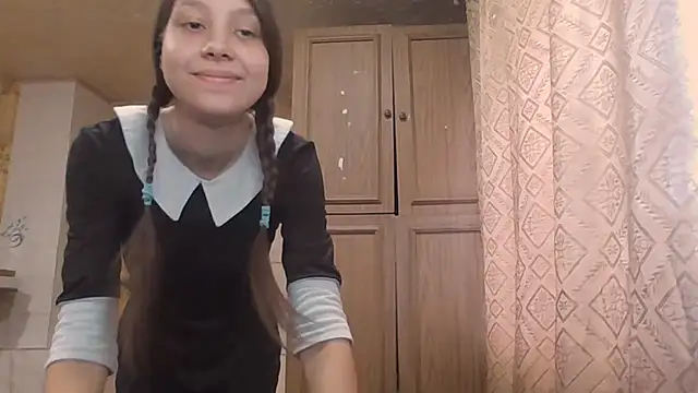 QutieDaSweet online show from October 2025 03:07:02 AM