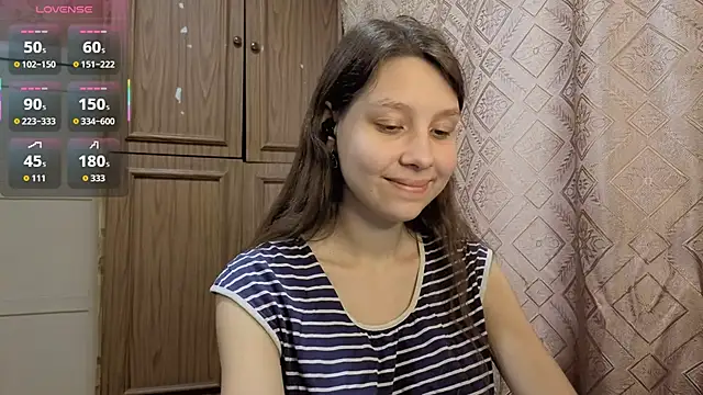 QutieDaSweet online show from November 2025 09:01:01 AM