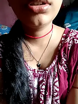 soni2005 online show from February 2026 06:33:02 AM