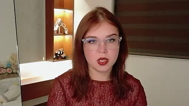 Snapshot of Lilith_Bonheur chatting on June 2026 09:10:02 PM Lilith Bonheur online show from June 2026 09:10:02 PM