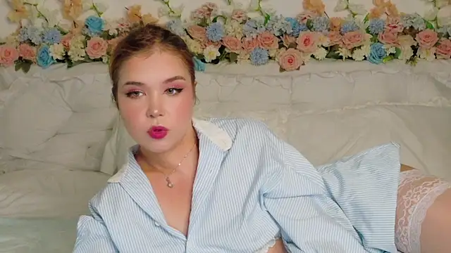 Lilith Bonheur online show from February 2026 09:01:01 PM