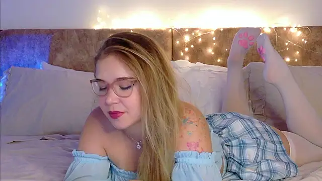 Lilith Bonheur online show from January 2026 02:10:01 PM