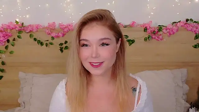 Lilith Bonheur online show from October 2025 08:07:01 PM
