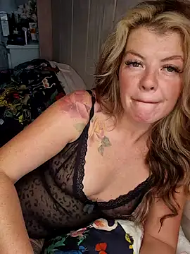 Snapshot of Just_peaches_not_cream chatting on October 2025 11:34:01 AM Just peaches not cream online show from October 2025 11:34:01 AM