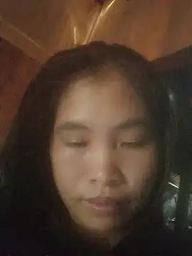 Luyen004 online show from September 2025 02:01:01 AM