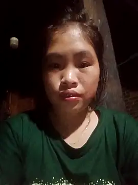 Luyen004 online show from September 2025 11:10:02 PM