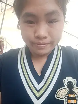 Luyen004 online show from January 2026 12:03:01 AM