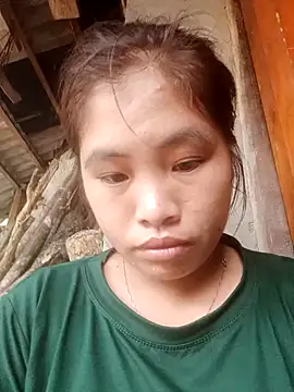 Luyen004 online show from September 2025 12:06:02 AM