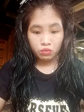 Luyen004 online show from October 2025 06:36:01 AM