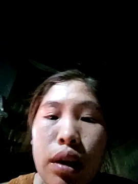 Luyen004 online show from April 2026 12:08:01 PM