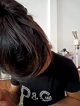 Na xx online show from November 2025 03:43:01 AM