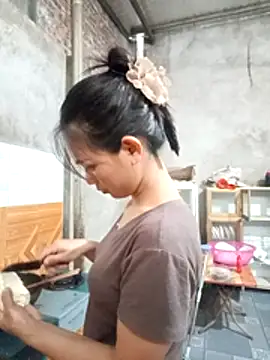 Na xx online show from October 2025 03:58:01 AM