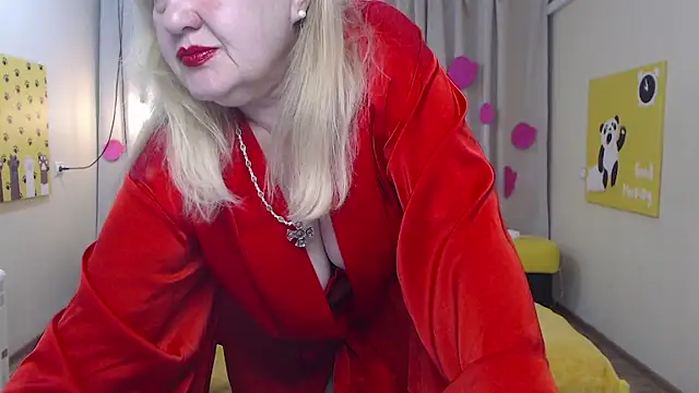 EmmaEllison online show from April 2026 06:20:01 AM