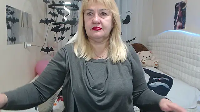 EmmaEllison online show from October 2025 06:56:02 AM