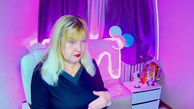 EmmaEllison online show from September 2025 05:58:02 AM
