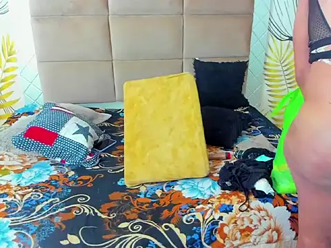 sweet lulu sofia online show from February 2026 10:09:01 PM