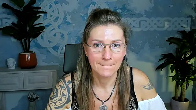 UmaSpace online show from September 2025 02:01:02 PM