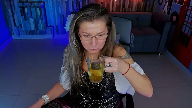 Snapshot of UmaSpace chatting on December 2025 05:08:02 AM UmaSpace online show from December 2025 05:08:02 AM