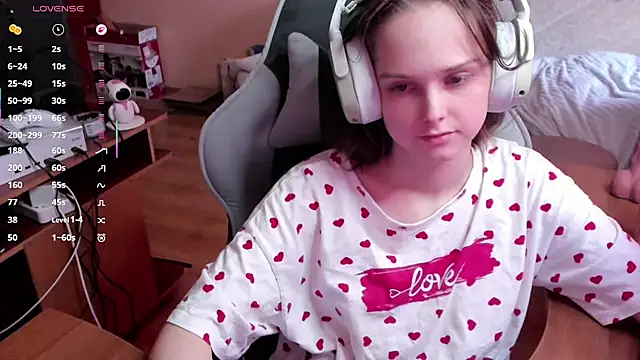 SharybbFace online show from April 2026 03:05:01 PM