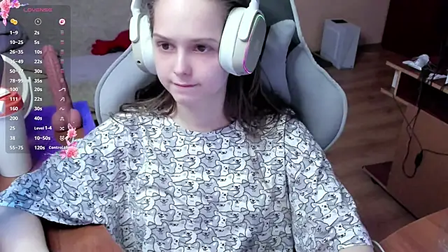 SharybbFace online show from February 2026 03:12:01 PM