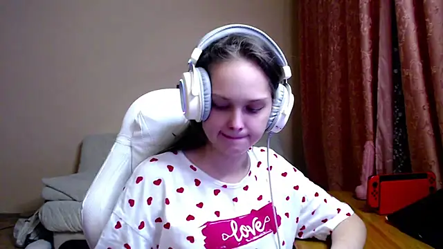 SharybbFace online show from October 2025 03:08:01 PM