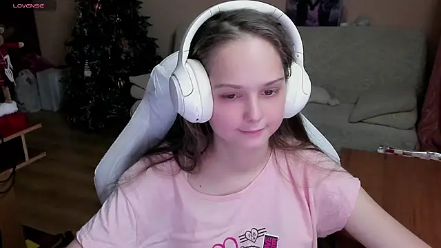 SharybbFace online show from November 2025 03:22:01 PM