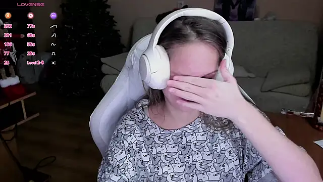 SharybbFace online show from November 2025 03:11:02 PM