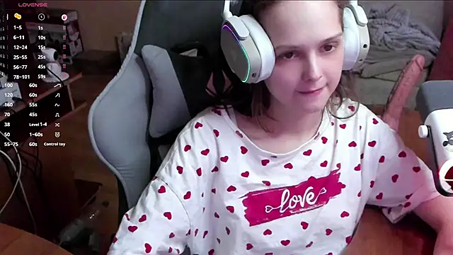 SharybbFace online show from April 2026 03:13:01 PM