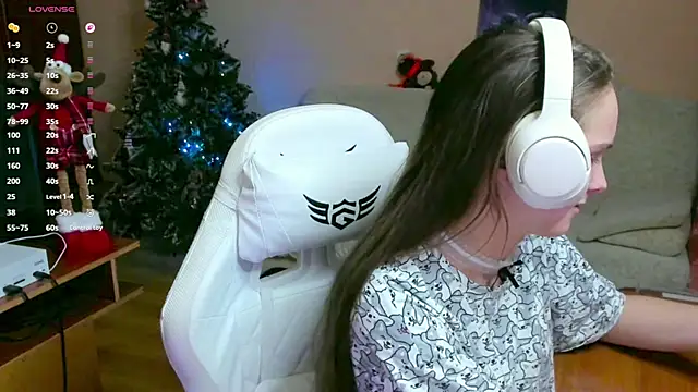 SharybbFace online show from November 2025 03:05:01 PM