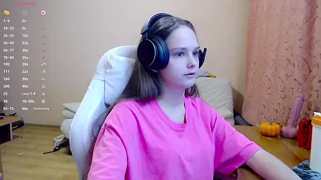 SharybbFace online show from November 2025 03:17:02 PM