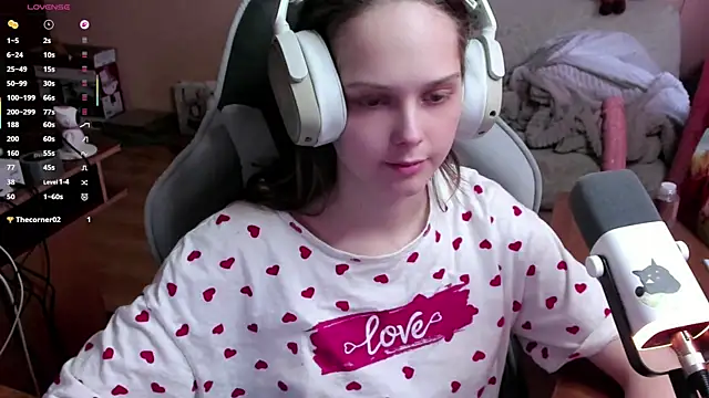 SharybbFace online show from April 2026 03:03:01 PM