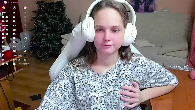 SharybbFace online show from November 2025 03:12:01 PM