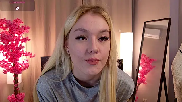 Flirty lee online show from November 2025 02:12:01 PM